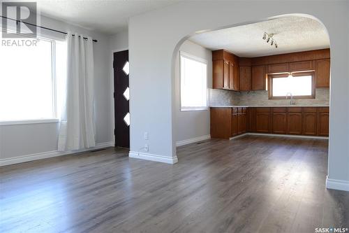 109 Empire Road, Assiniboia, SK - Indoor Photo Showing Kitchen