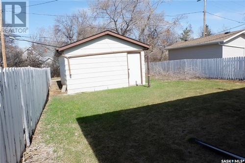 109 Empire Road, Assiniboia, SK - Outdoor