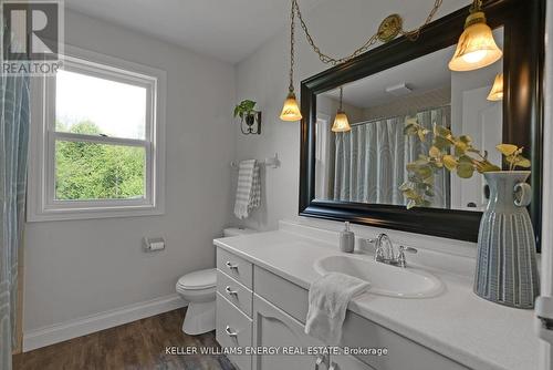 99 Willow Glen Drive, Kawartha Lakes, ON - Indoor Photo Showing Bathroom