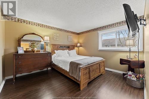 248 Victoria Street South, Amherstburg, ON - Indoor Photo Showing Bedroom