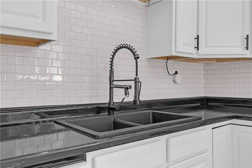 256 Wellington Street N, Hamilton, ON - Indoor Photo Showing Kitchen With Double Sink