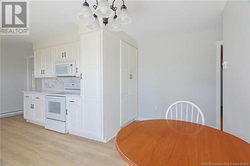 298 Route 105, Maugerville, NB - Indoor Photo Showing Kitchen