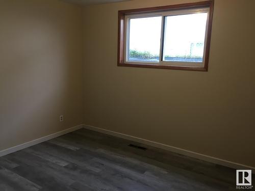 13007 83 St Nw, Edmonton, AB - Indoor Photo Showing Other Room