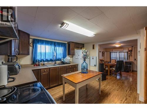 463 Heales Avenue, Penticton, BC - Indoor