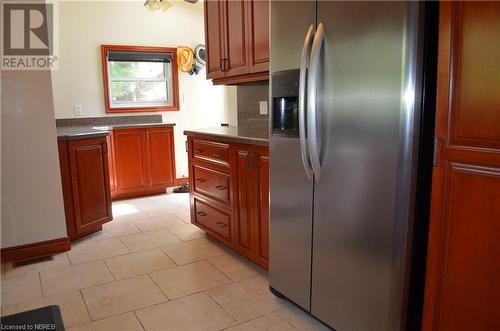 77 Rockview Road, Callander, ON - Indoor Photo Showing Kitchen