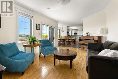 54 P'Tit Barachois, Grand-Barachois, NB - Indoor Photo Showing Living Room