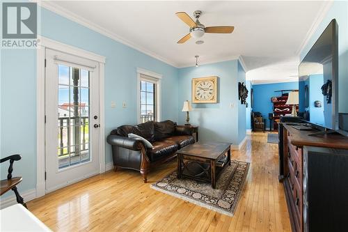 54 P'Tit Barachois, Grand-Barachois, NB - Indoor Photo Showing Living Room