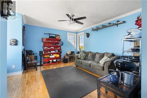 54 P'Tit Barachois, Grand-Barachois, NB - Indoor Photo Showing Living Room