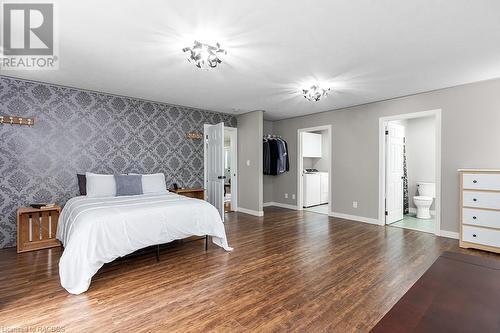 25 Pine Tree Drive, South Bruce Peninsula, ON - Indoor Photo Showing Bedroom