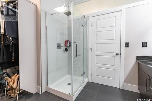 114 Johns Road, Saskatoon, SK - Indoor Photo Showing Bathroom