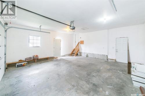 1534 Shepherd Crescent, Saskatoon, SK - Indoor Photo Showing Garage