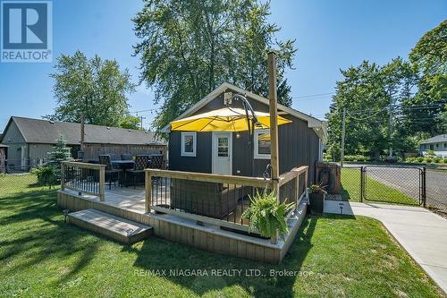 228 Ridgeway Road, Fort Erie, ON - Outdoor With Deck Patio Veranda