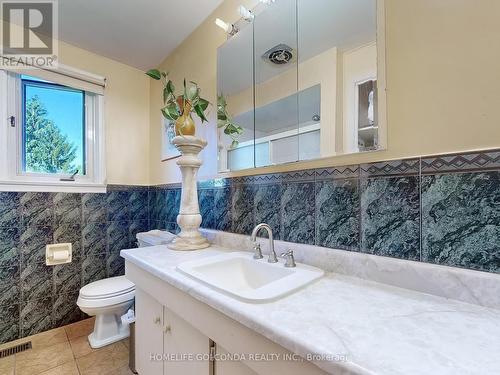 13099 Kennedy Road, Whitchurch-Stouffville, ON - Indoor Photo Showing Bathroom