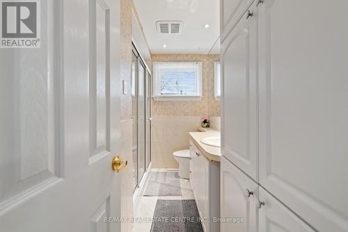 2203 Waycross Crescent, Mississauga, ON - Indoor Photo Showing Bathroom