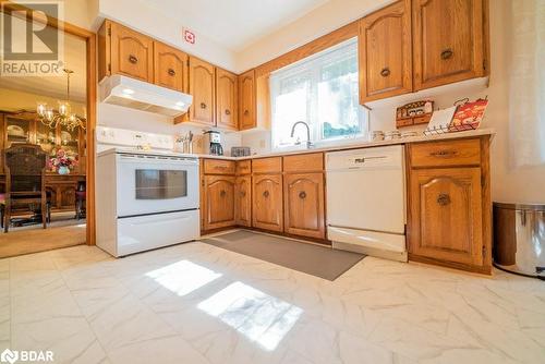 17100 Highway 41, Cloyne, ON - Indoor Photo Showing Kitchen