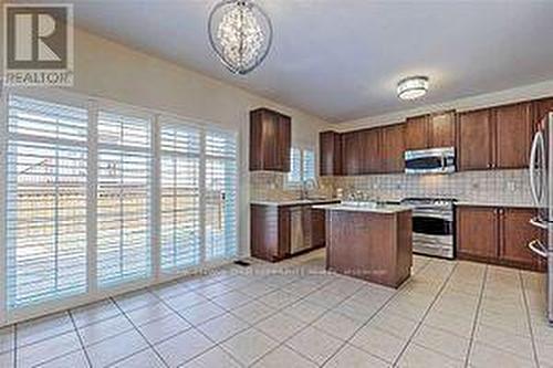 80 Serano Crescent, Richmond Hill (Jefferson), ON - Indoor Photo Showing Kitchen