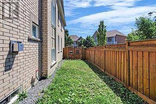 80 Serano Crescent, Richmond Hill, ON - Outdoor