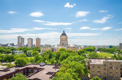 1006 77 Edmonton Street, Winnipeg, MB - Outdoor With View