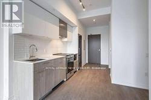 2115 - 251 Jarvis Street, Toronto, ON - Indoor Photo Showing Kitchen With Upgraded Kitchen