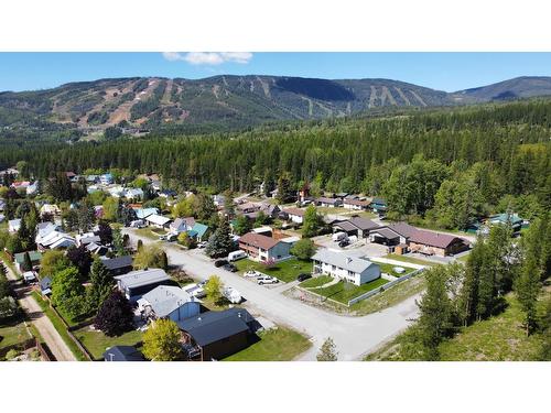 828 6Th Avenue, Kimberley, BC - Outdoor With View