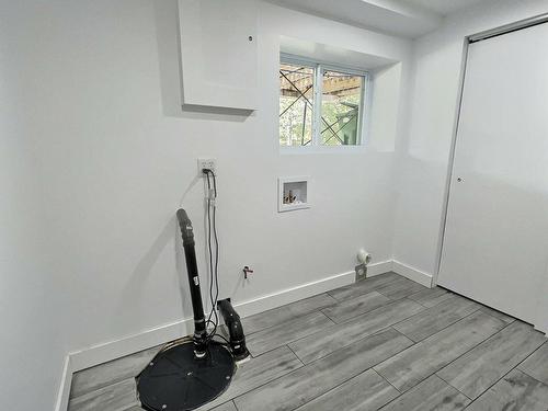 Laundry room - 301 Rue Coulombe, Gallichan, QC - Indoor Photo Showing Other Room