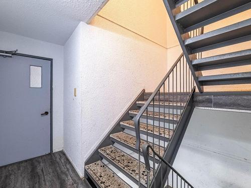 Escalier - 332 Rue Massé, Granby, QC - Indoor Photo Showing Other Room