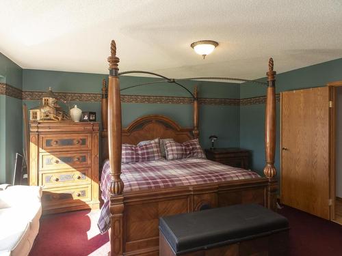 491 Harstone Drive, Kakabeka Falls, ON - Indoor Photo Showing Bedroom