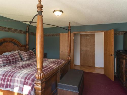 491 Harstone Drive, Kakabeka Falls, ON - Indoor Photo Showing Bedroom