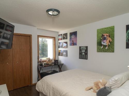 491 Harstone Drive, Kakabeka Falls, ON - Indoor Photo Showing Bedroom