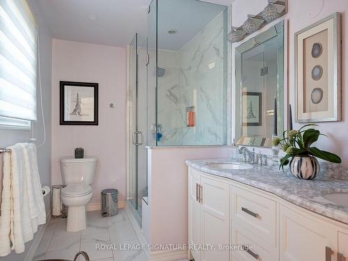 26 Oak Lea Circ, Markham, ON - Indoor Photo Showing Bathroom