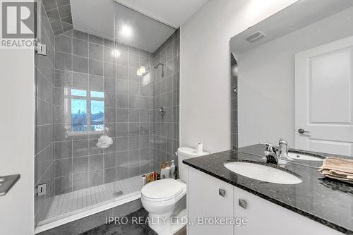 275 - 9 Phelps Lane, Richmond Hill, ON - Indoor Photo Showing Bathroom