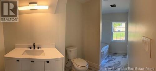 20 Breen Lane, Saint John, NB - Indoor Photo Showing Bathroom