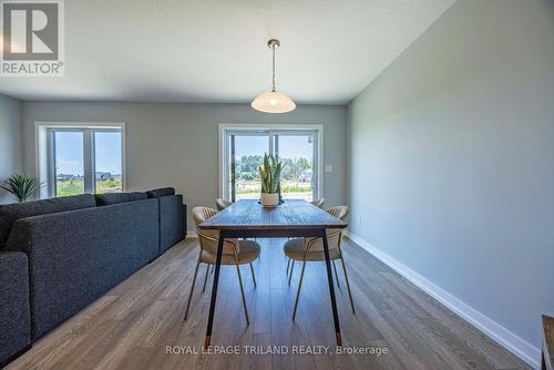 92 Empire Parkway, St. Thomas, ON - Indoor Photo Showing Dining Room