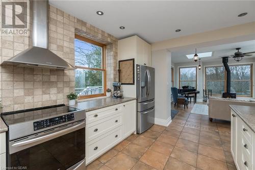 9405 Five Sideroad, Erin, ON - Indoor Photo Showing Kitchen