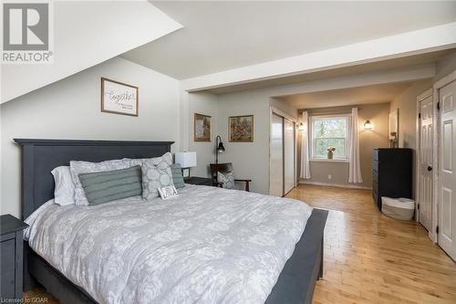 9405 Five Sideroad, Erin, ON - Indoor Photo Showing Bedroom