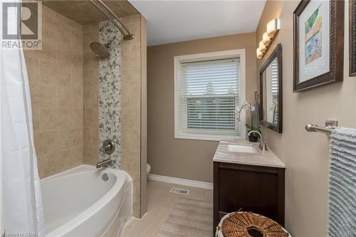 9405 Five Sideroad, Erin, ON - Indoor Photo Showing Bathroom