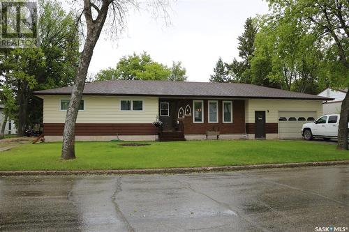 1504 Chestnut Drive, Moosomin, SK - Outdoor