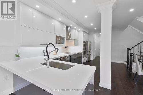 245 Inspire Boulevard, Brampton, ON - Indoor Photo Showing Kitchen With Upgraded Kitchen