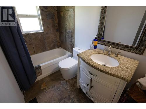 4761 Glen Road, Terrace, BC - Indoor Photo Showing Bathroom