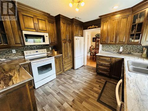 364 Main Street, Birchy Bay, NL - Indoor Photo Showing Kitchen