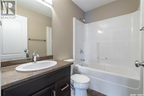 251 Werschner Crescent, Saskatoon, SK - Indoor Photo Showing Bathroom