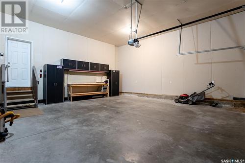 251 Werschner Crescent, Saskatoon, SK - Indoor Photo Showing Garage