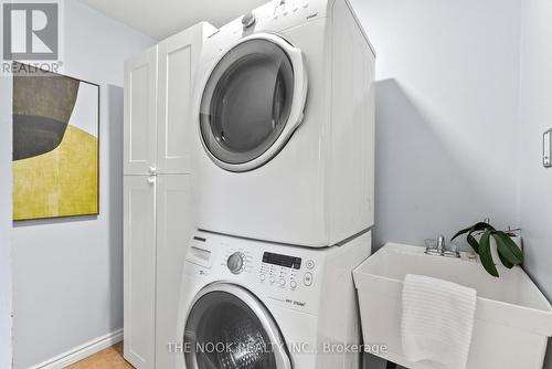 25 Kingswood Drive, Clarington, ON - Indoor Photo Showing Laundry Room