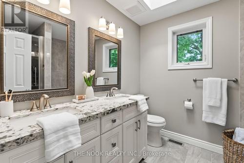 25 Kingswood Drive, Clarington, ON - Indoor Photo Showing Bathroom