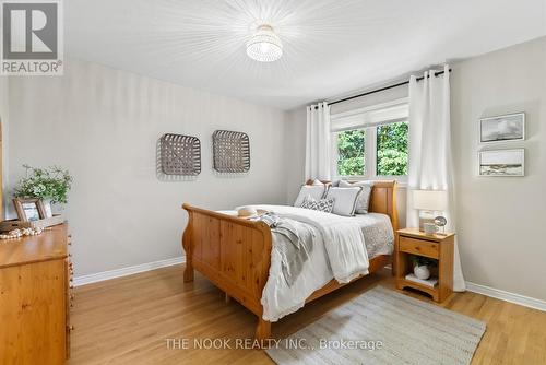 25 Kingswood Drive, Clarington, ON - Indoor Photo Showing Bedroom