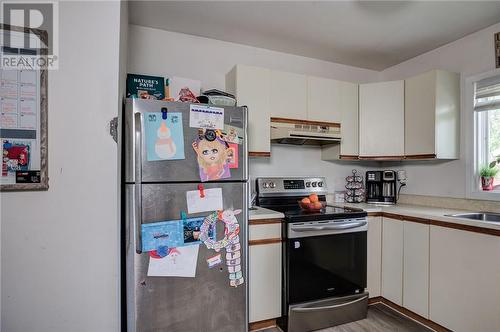 108-114 Bridge Street, Chelmsford, ON - Indoor Photo Showing Kitchen