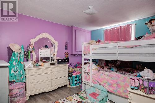 108-114 Bridge Street, Chelmsford, ON - Indoor Photo Showing Bedroom