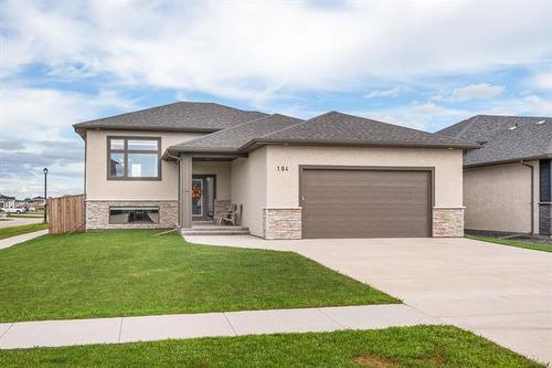 184 St. Andrews Way, Niverville, MB 