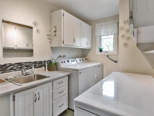 Laundry room - 32 Rue Roy, Saint-Roch-De-L'Achigan, QC - Indoor