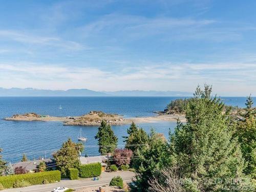 3865 Gulfview Dr, Nanaimo, BC 